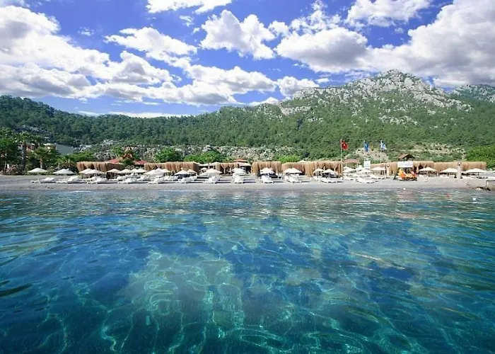 Kumlubuek Szálloda *